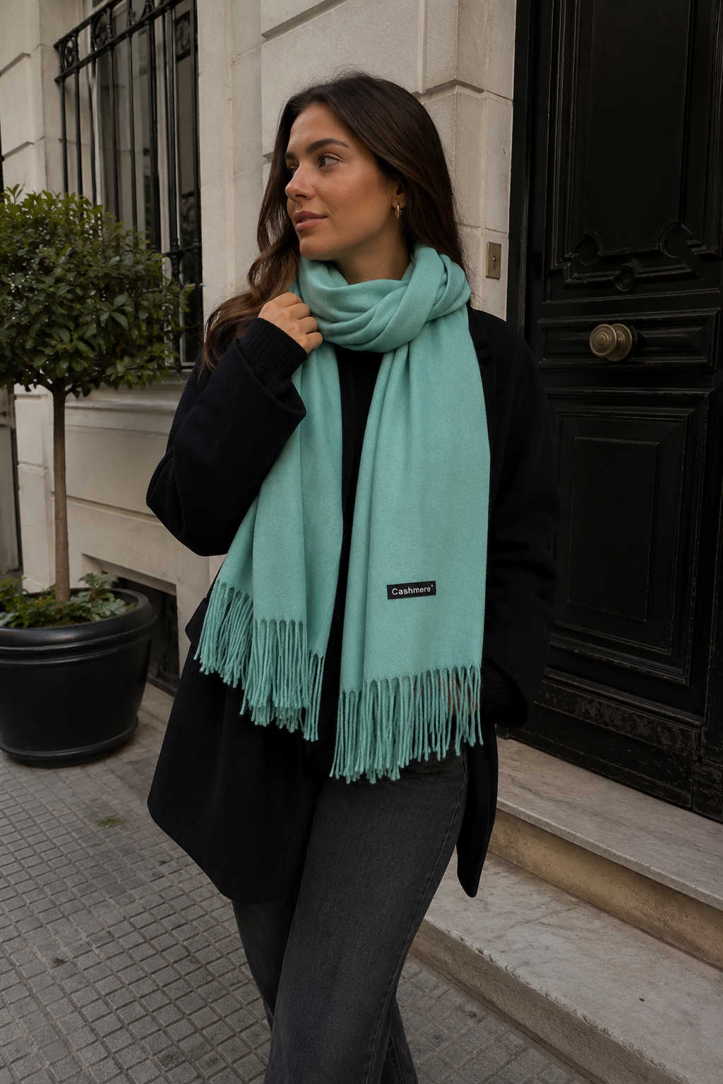 🩵 Bufanda Cashmere Peluda 220 g – Celeste Menta