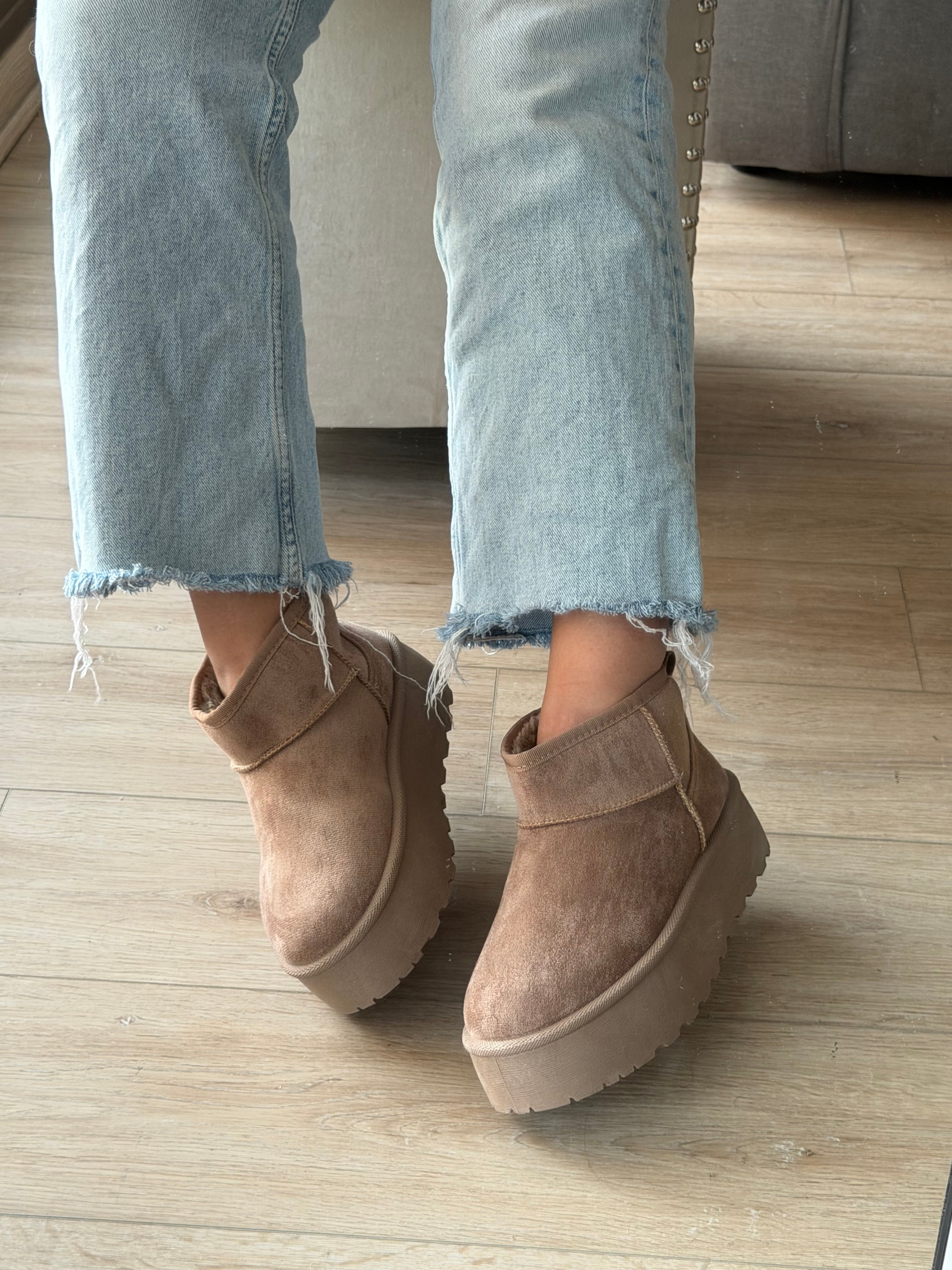 Pantubotas kaki con plataforma