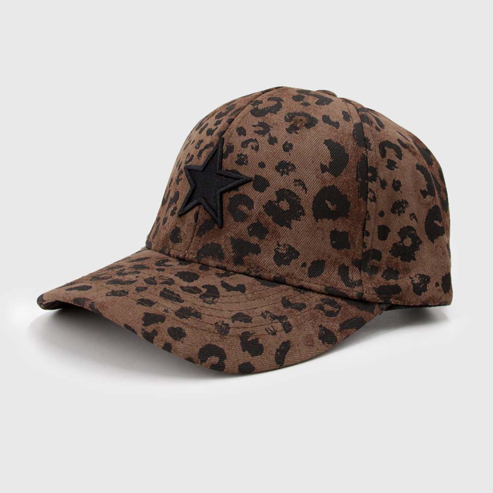 🐆Gorra Animal Print Café con Estrella Negra