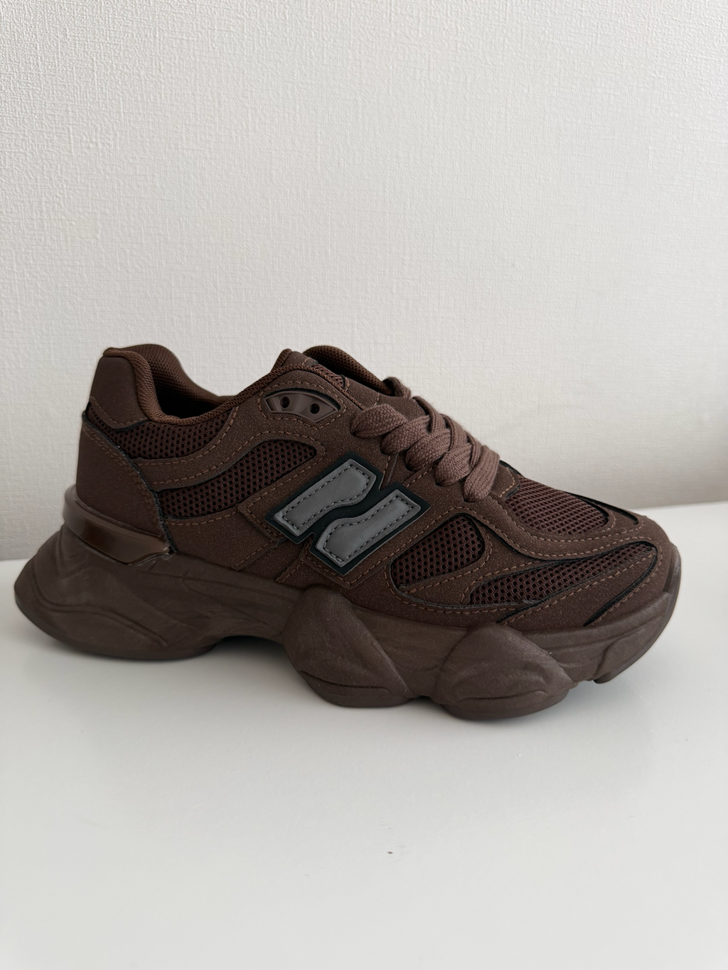 Zapatilla Urbana Chunky Café