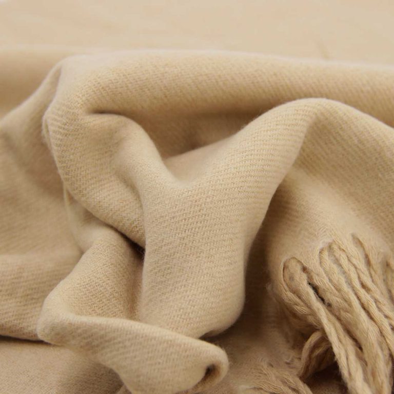 🐪 Bufanda Cashmere Peluda 220 g – Almendra