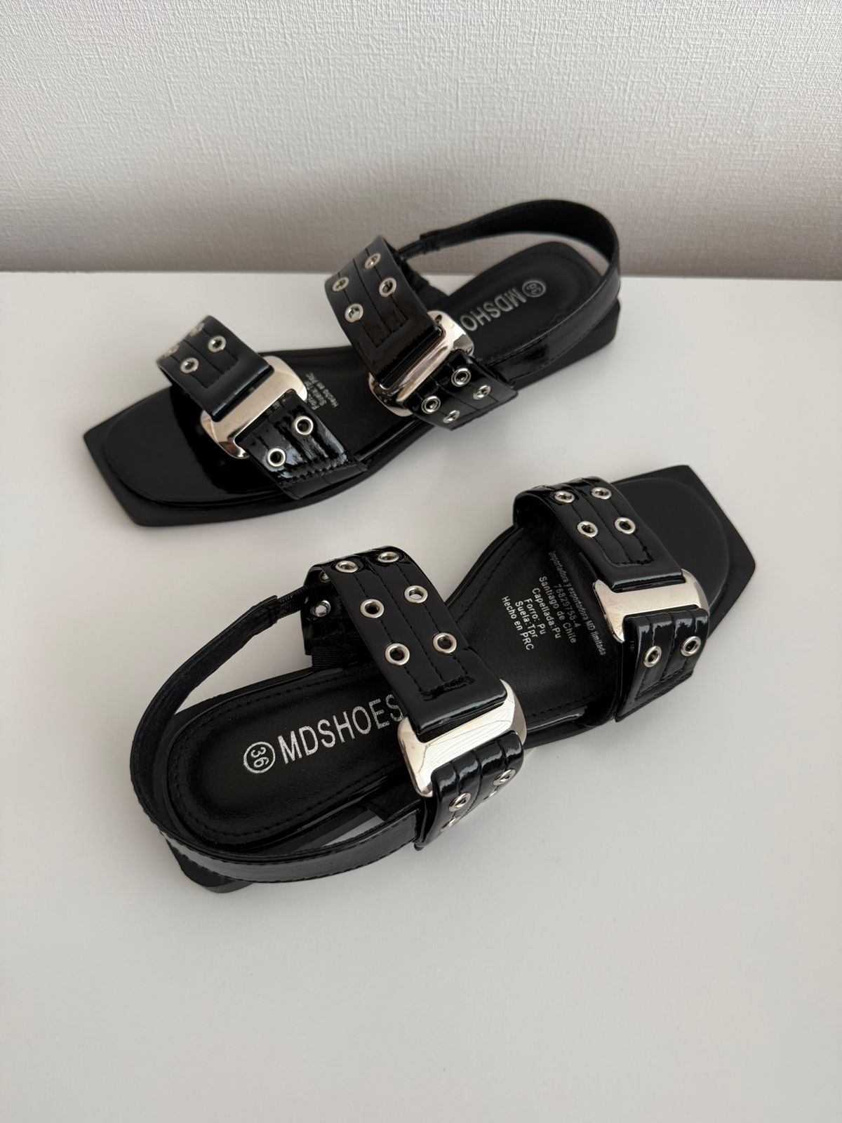 Sandalias Planas  Punta Cuadrada