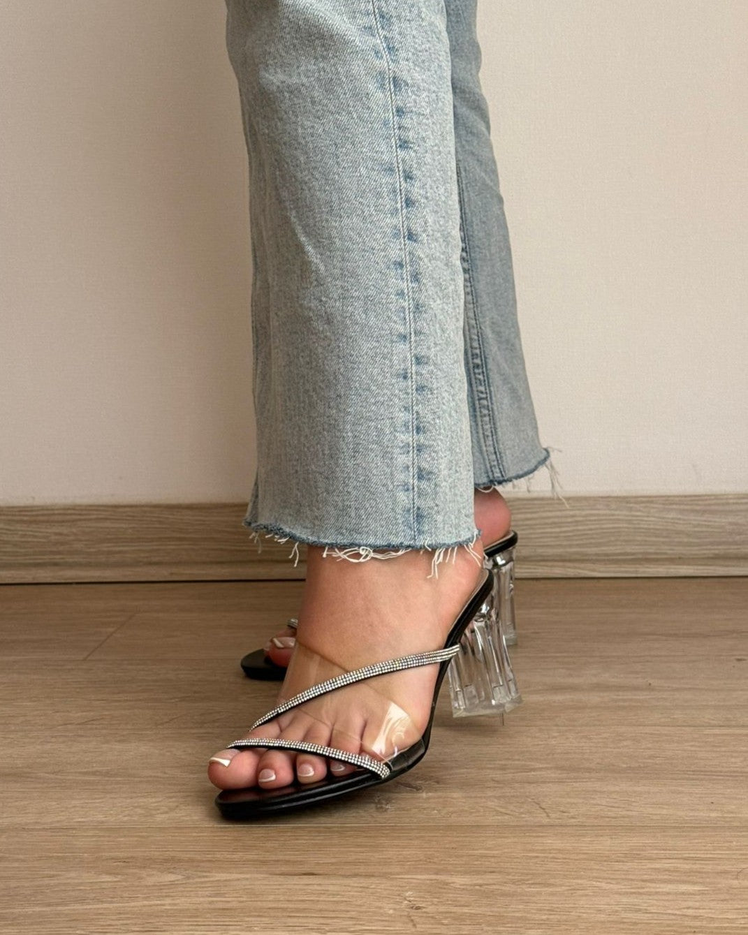 Sandalias Taco Transparente